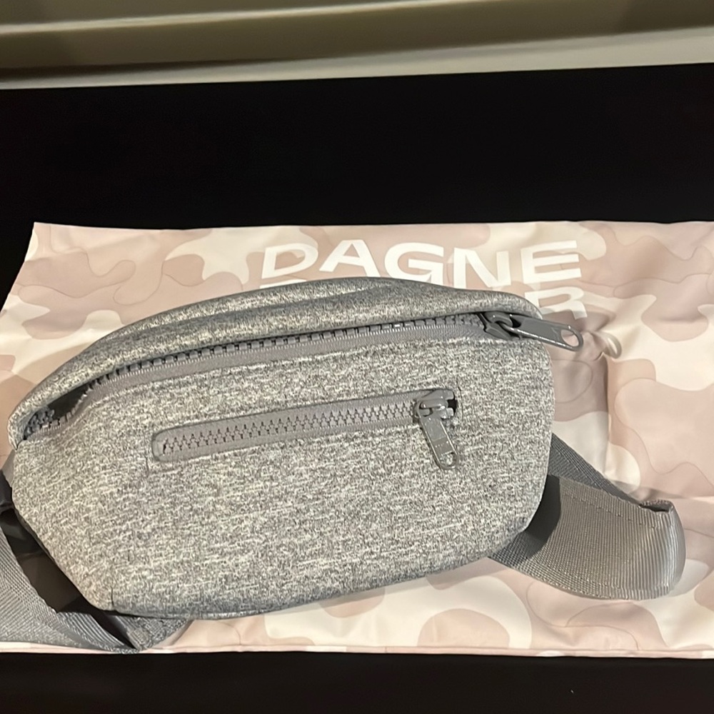 Dagne Dover Ace belt bag. Like new.